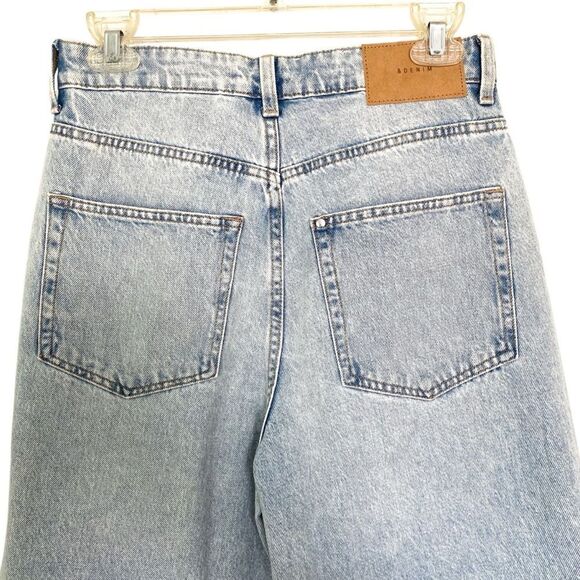 H&M Light Wash Denim Ultra High Waist Loose Fit Mom Jeans Women’s Size 6 - Picture 5 of 6